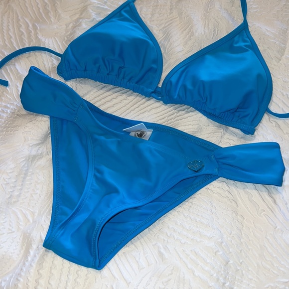 Body Glove Bikini - large and small - Picture 3 of 8